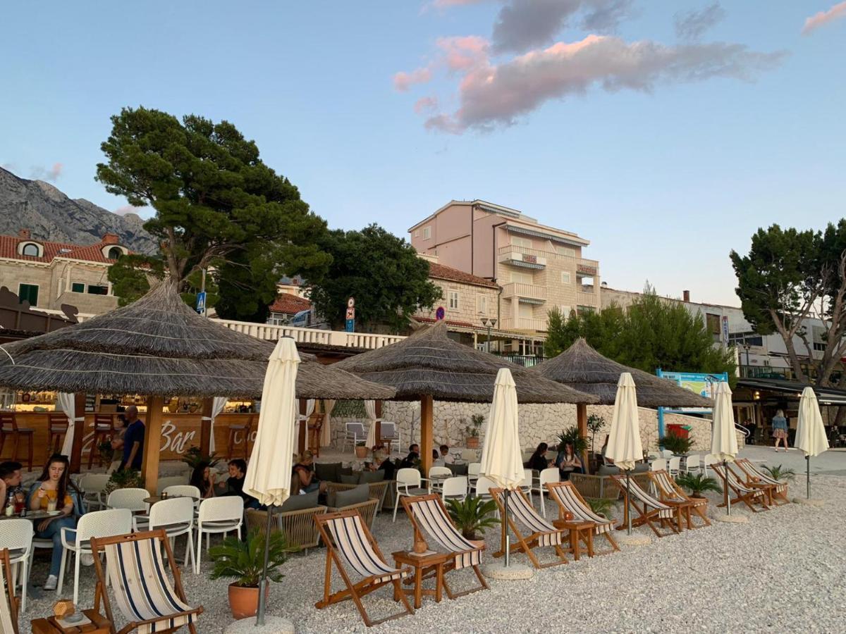 Villa Rozika Baška Voda Buitenkant foto