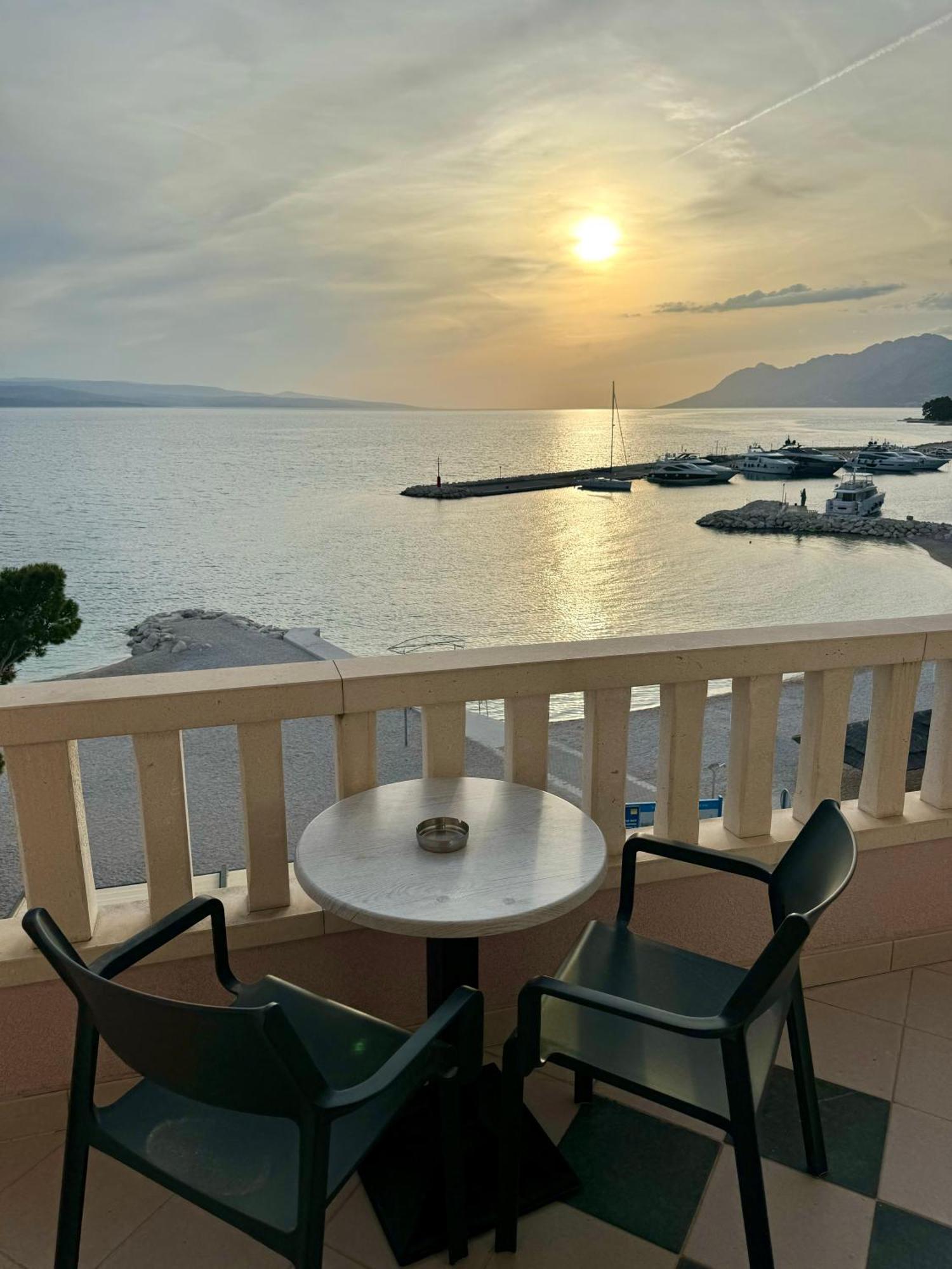 Villa Rozika Baška Voda Buitenkant foto