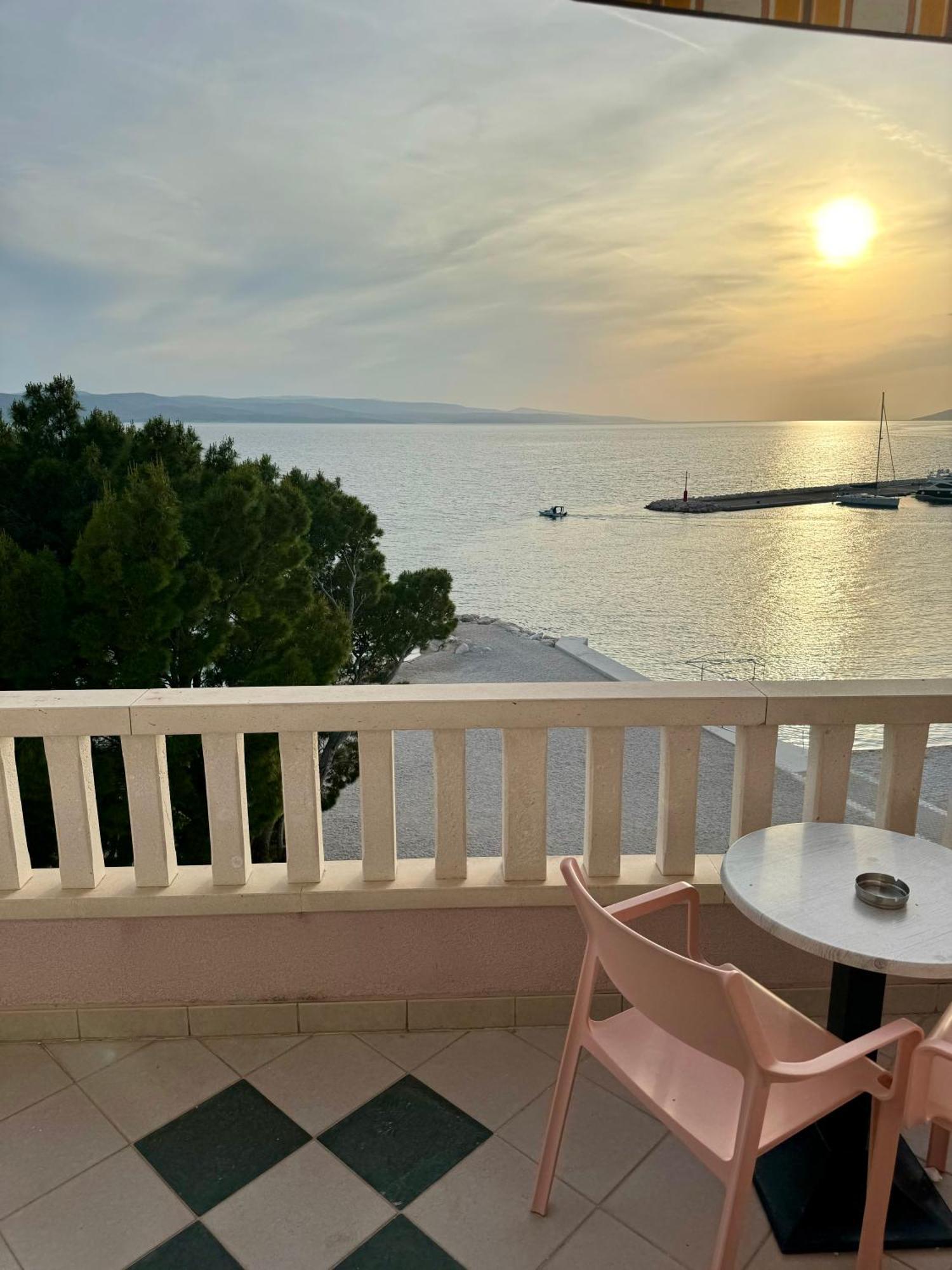 Villa Rozika Baška Voda Buitenkant foto